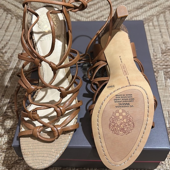 BRAND NEW! Vince Camuto VC-SHERINDA Lace Up Heel - Picture 5 of 8